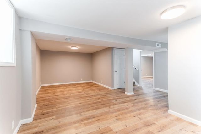 5011 Manor Court, Evansville, IN 47710