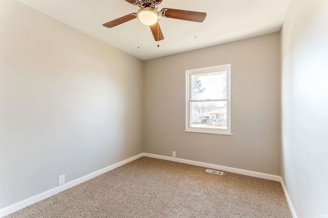 5011 Manor Court, Evansville, IN 47710