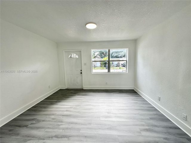 5903 SW 26th Ter 0, West Park, FL 33023