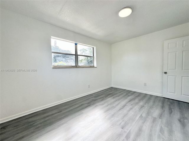 5903 SW 26th Ter 0, West Park, FL 33023