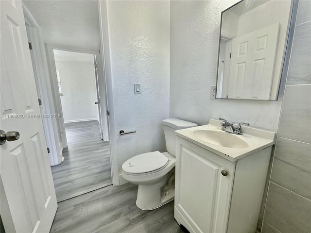 5903 SW 26th Ter 0, West Park, FL 33023