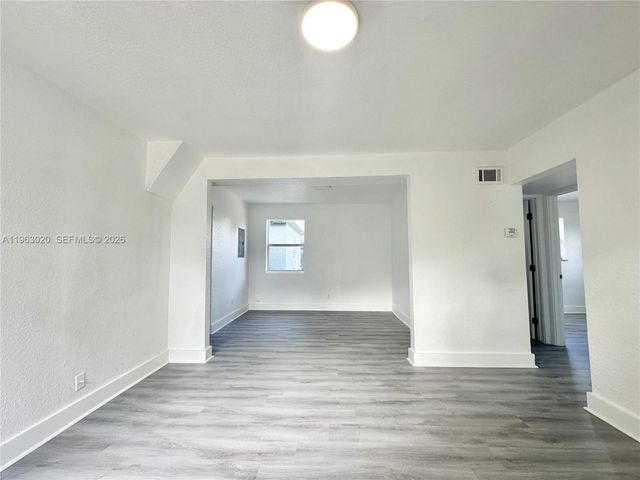 5903 SW 26th Ter 0, West Park, FL 33023