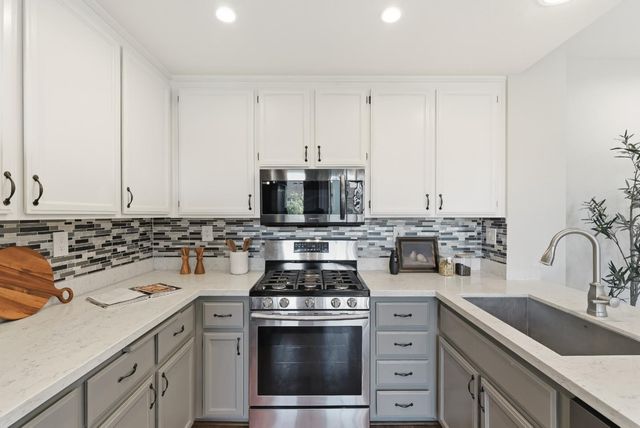 2616 Bayfront Court, Richmond, CA 94804