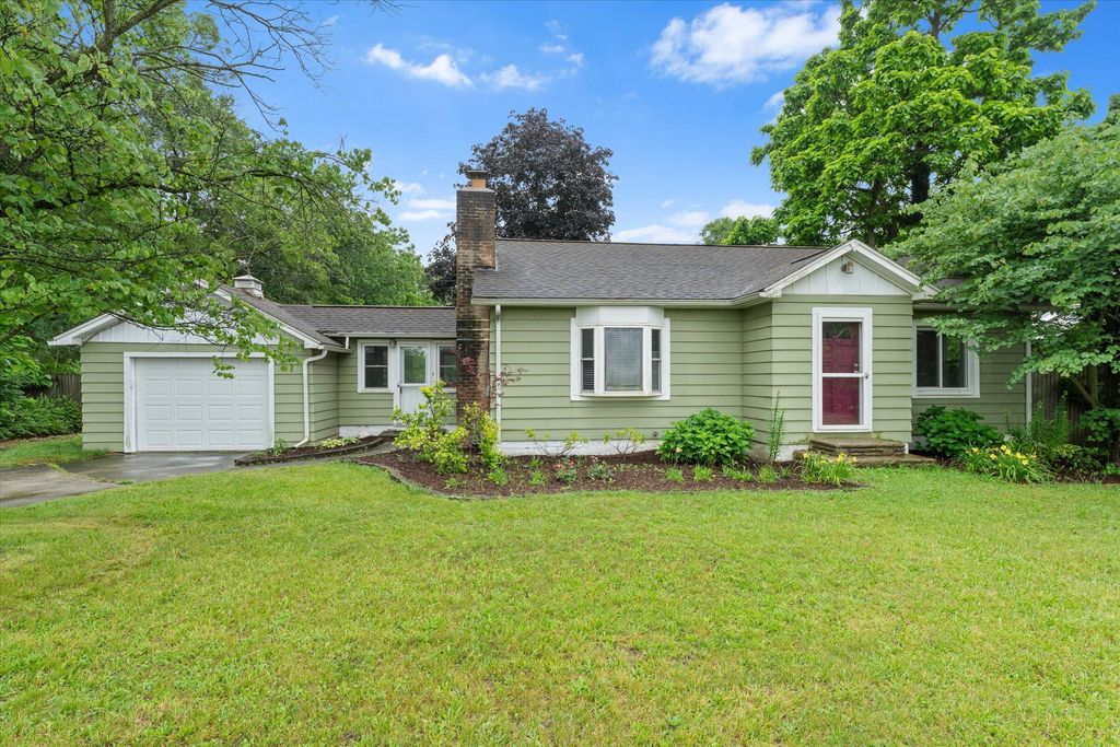 122 Silsbee Street, Niles Twp, MI 49120
