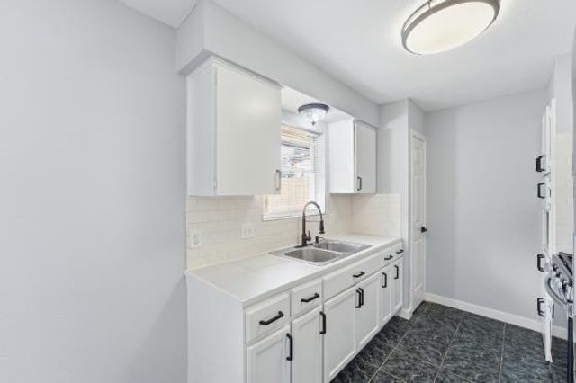 506 Glenvale Drive, Houston, TX 77060
