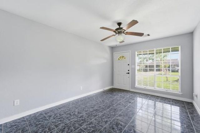 506 Glenvale Drive, Houston, TX 77060