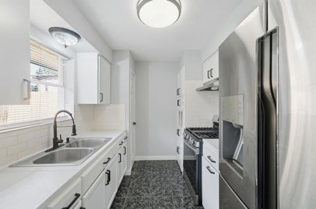 506 Glenvale Drive, Houston, TX 77060