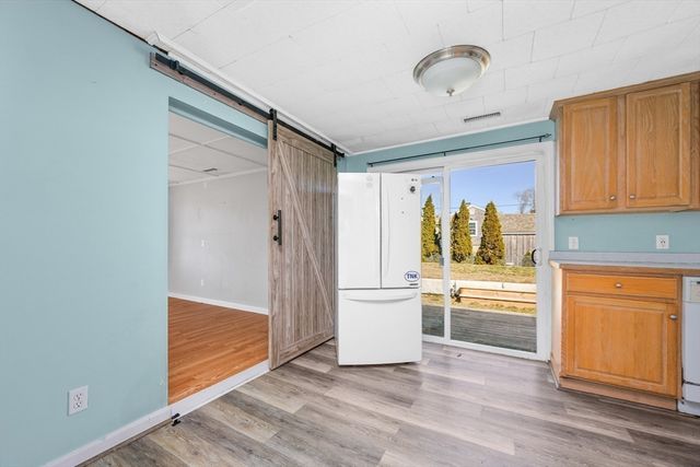 107 Knott Ave, Sandwich, MA 02563