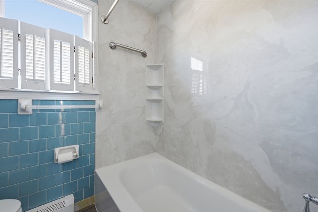 107 Knott Ave, Sandwich, MA 02563