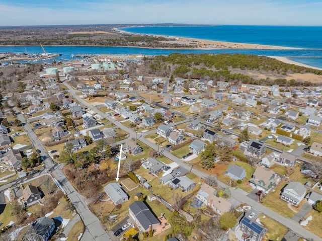 107 Knott Ave, Sandwich, MA 02563