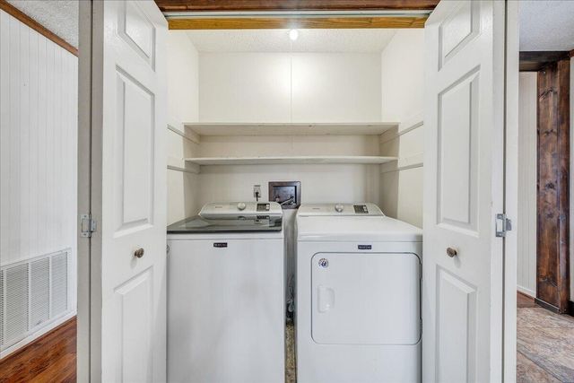 50 Mapleridge DR, Wirtz, VA 24184