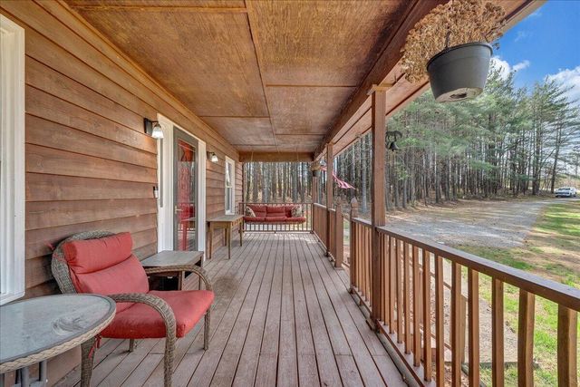 50 Mapleridge DR, Wirtz, VA 24184