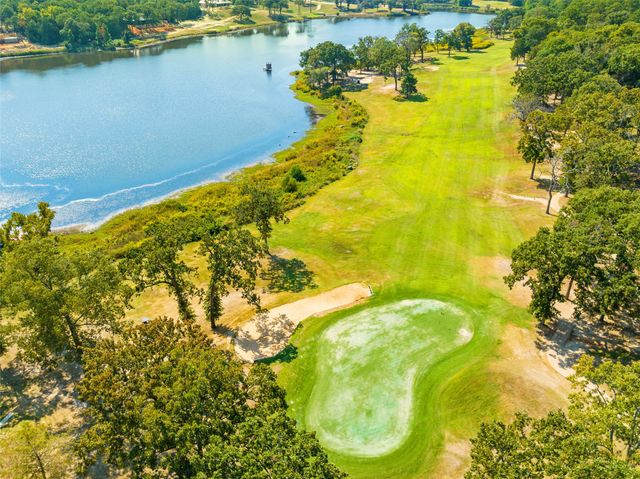 24020 Wildflower Circle, Lindale, TX 75771
