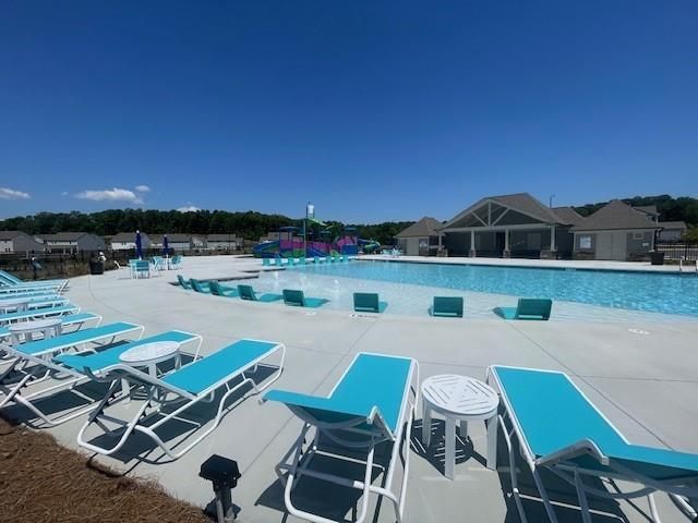 103 Blossom Lane Circle, Calhoun, GA 30153