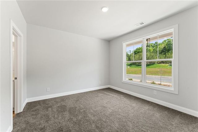 103 Blossom Lane Circle, Calhoun, GA 30153