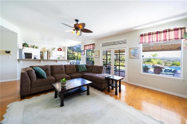 31660 Paseo Goleta, Temecula, CA 92592