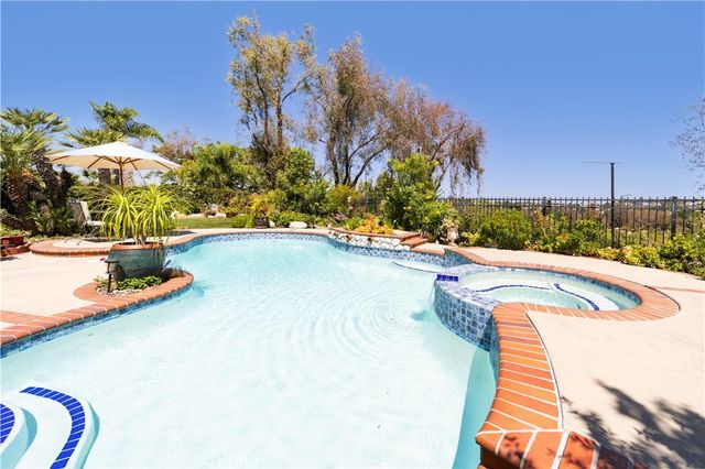 31660 Paseo Goleta, Temecula, CA 92592