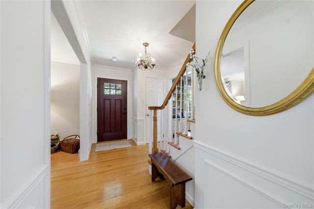 189 Cambon Avenue, Saint James, NY 11780