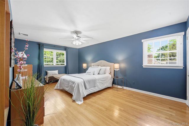 189 Cambon Avenue, Saint James, NY 11780