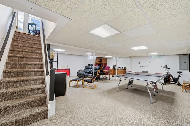 189 Cambon Avenue, Saint James, NY 11780