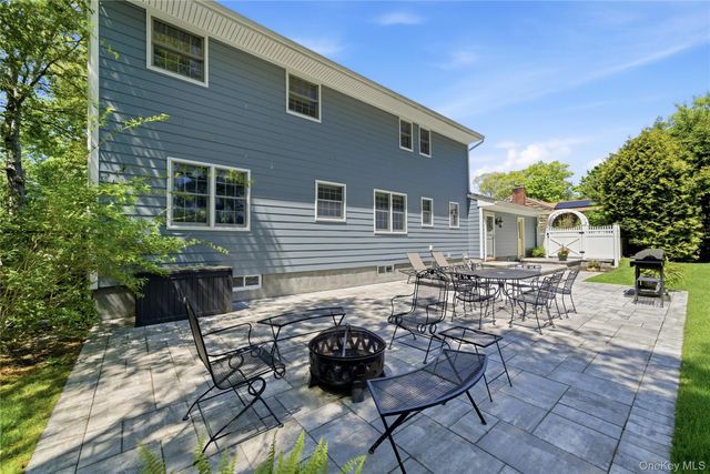 189 Cambon Avenue, Saint James, NY 11780