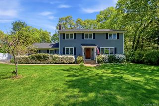 189 Cambon Avenue, Saint James, NY 11780