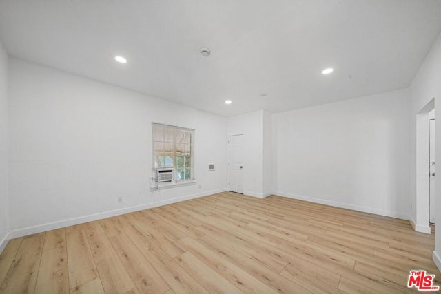 1245 S Orange Street 201, Glendale, CA 91204