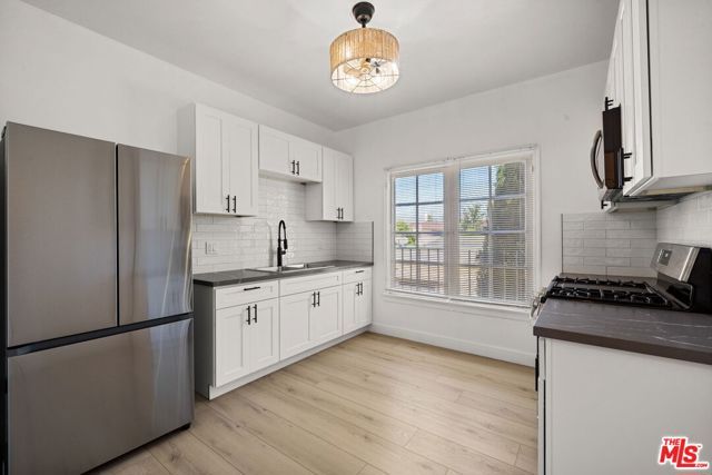 1245 S Orange Street 201, Glendale, CA 91204