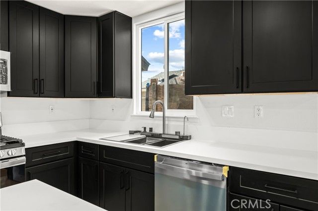 1437 E I Street, Ontario, CA 91764