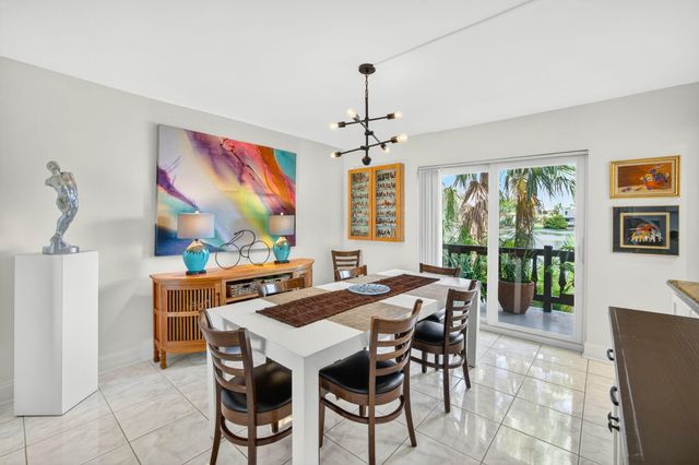 4001 NE 14th Avenue, Oakland Park, FL 33334