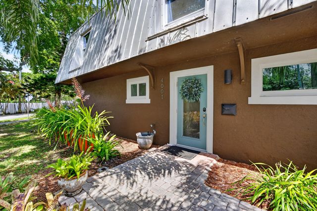 4001 NE 14th Avenue, Oakland Park, FL 33334