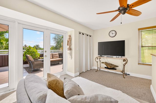 4001 NE 14th Avenue, Oakland Park, FL 33334
