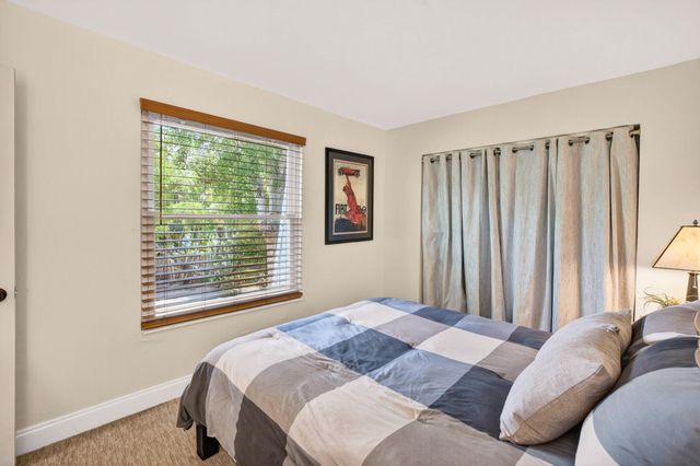 4001 NE 14th Avenue, Oakland Park, FL 33334