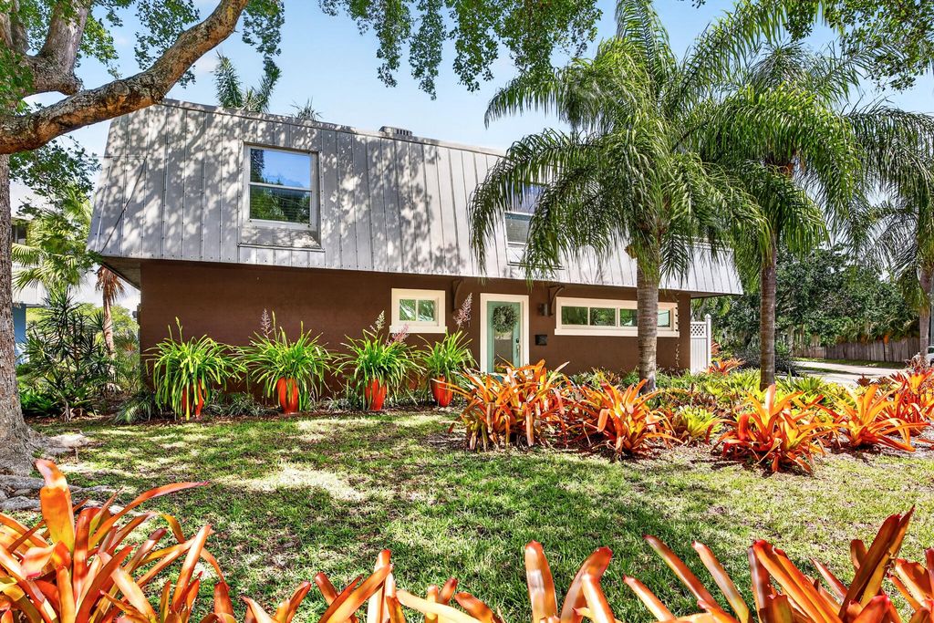 4001 NE 14th Avenue, Oakland Park, FL 33334