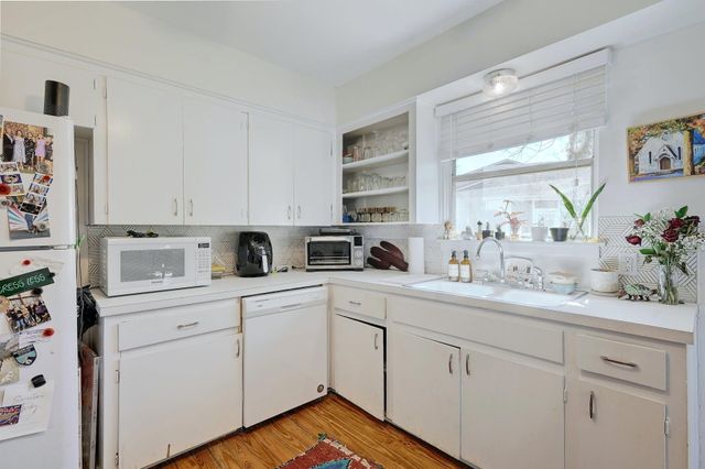 2709 S 2nd ST, Austin, TX 78704