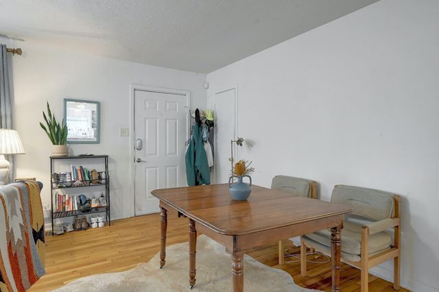 2709 S 2nd ST, Austin, TX 78704