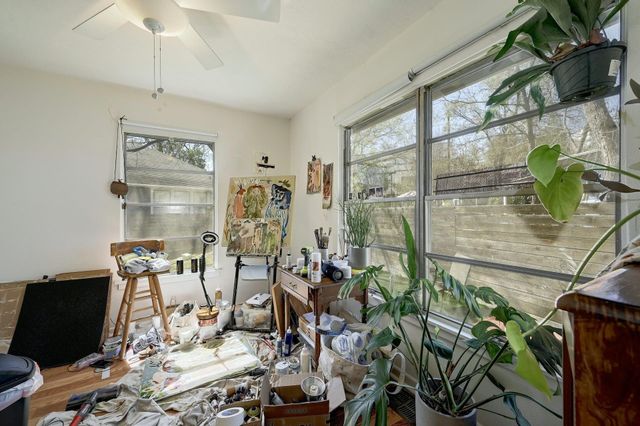 2709 S 2nd ST, Austin, TX 78704