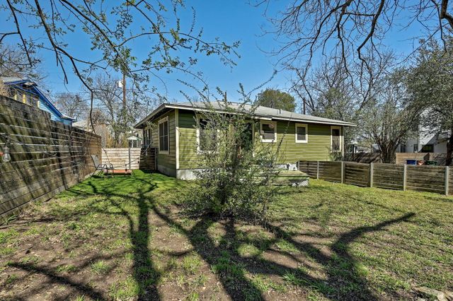 2709 S 2nd ST, Austin, TX 78704