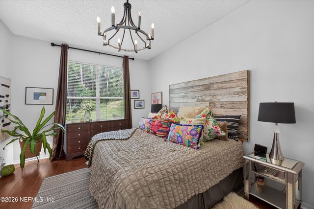 1820 BURGESS HILL Drive E, Jacksonville, FL 32246