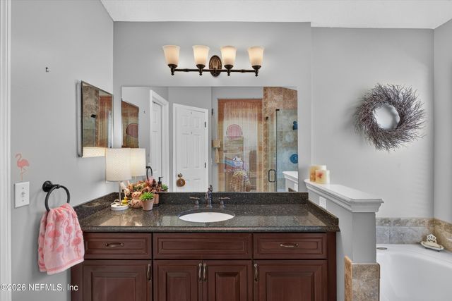 1820 BURGESS HILL Drive E, Jacksonville, FL 32246
