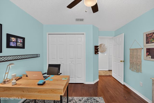 1820 BURGESS HILL Drive E, Jacksonville, FL 32246