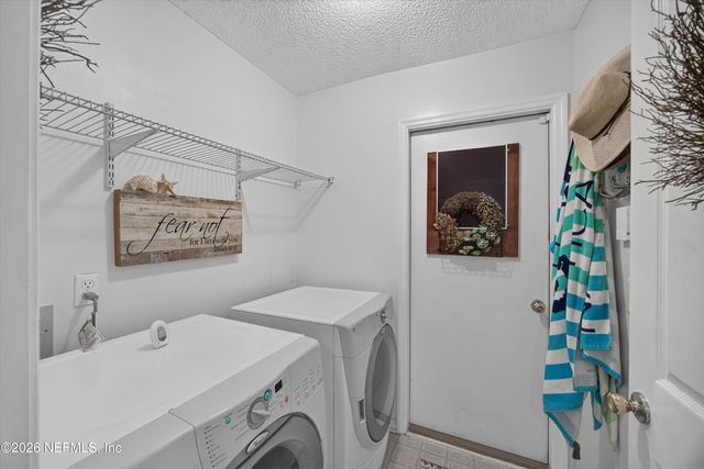 1820 BURGESS HILL Drive E, Jacksonville, FL 32246