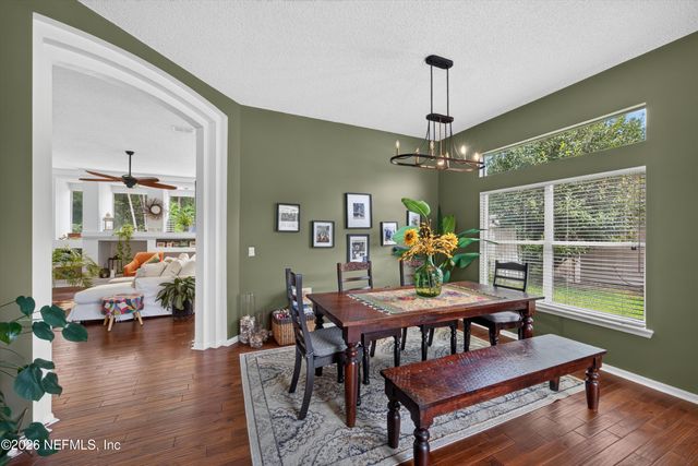 1820 BURGESS HILL Drive E, Jacksonville, FL 32246