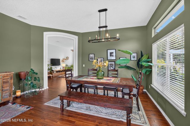 1820 BURGESS HILL Drive E, Jacksonville, FL 32246