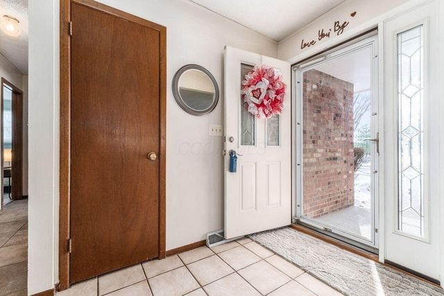 460 Willow Run Drive, Pickerington, OH 43147