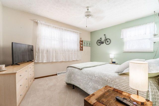 460 Willow Run Drive, Pickerington, OH 43147