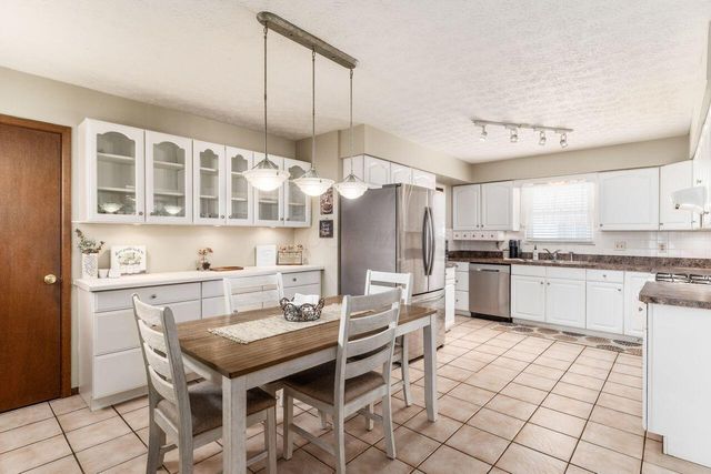 460 Willow Run Drive, Pickerington, OH 43147