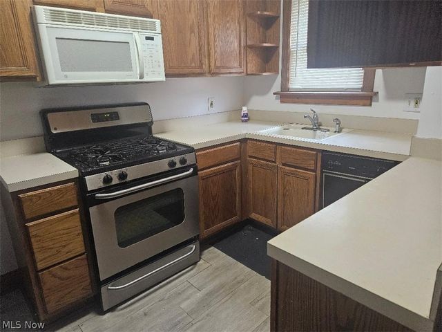 1243 Collinwood Avenue, Akron, OH 44310