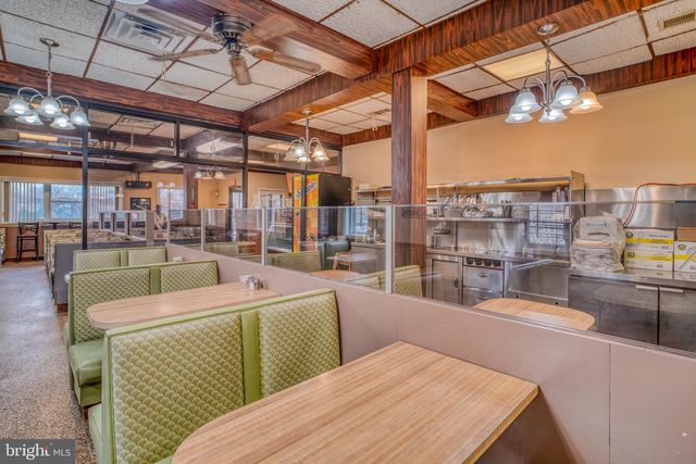 448-50 N 9TH ST, Philadelphia, PA 19123