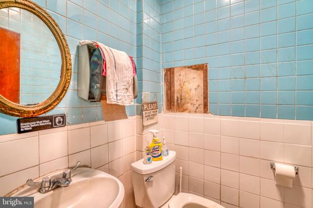 448-50 N 9TH ST, Philadelphia, PA 19123